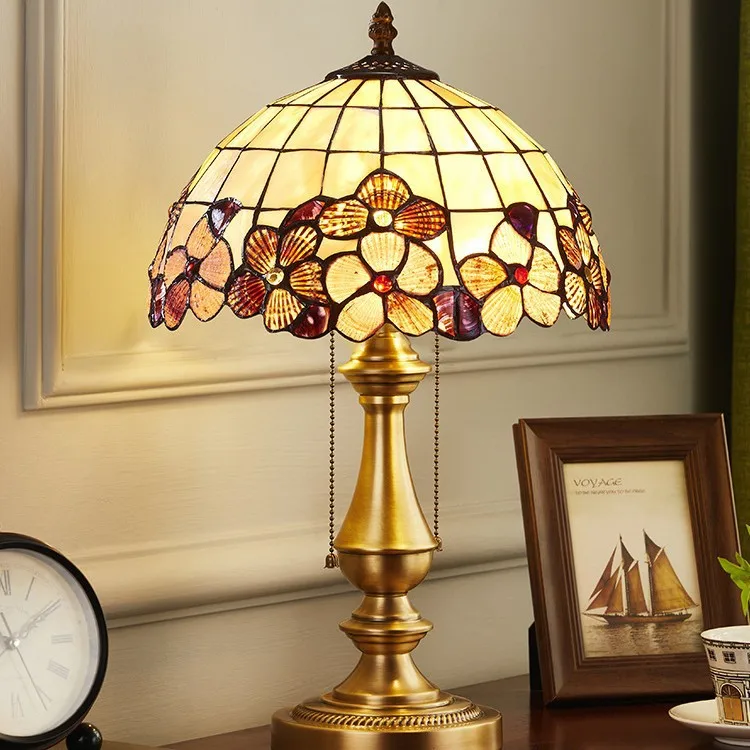 Table lamp retro floor lamp American pure copper bedroom bedside lamp creative European luxury living room study
Table lamp retro floor lamp American pure copper bedroom bedside lamp creative European luxury living room study