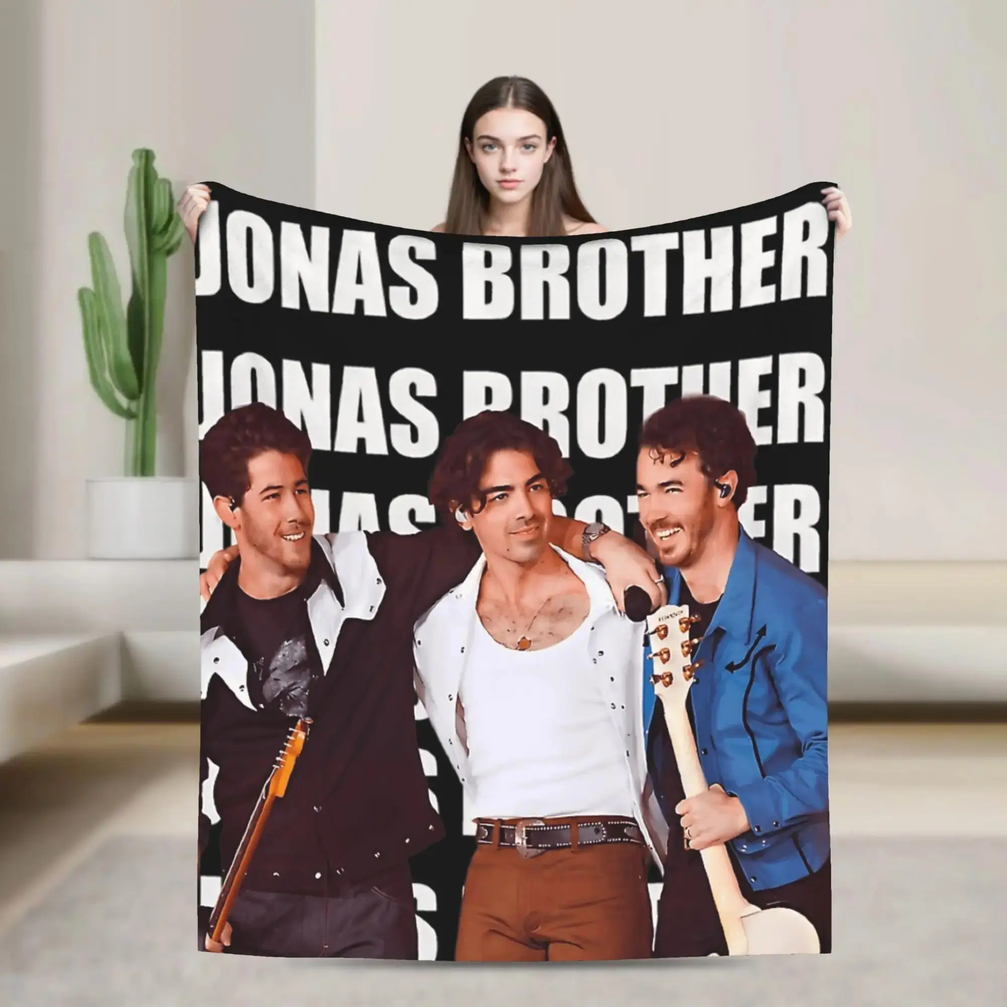 Плюшевый плед с изображением легендарной музыкальной группы Jonas Brothers к юбилейному туру, для гостиной, как покрывало на кровать, для студентов
Плюшевый плед с изображением легендарной музыкальной группы Jonas Brothers к юбилейному туру, для гостиной, как покрывало на кровать, для студентов