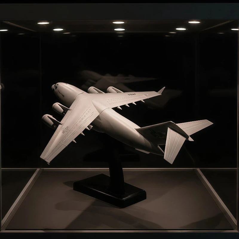 1: 200 American transport plane C-17 simulation alloy fighter model finished product exquisite collection ornament gift
1: 200 American transport plane C-17 simulation alloy fighter model finished product exquisite collection ornament gift