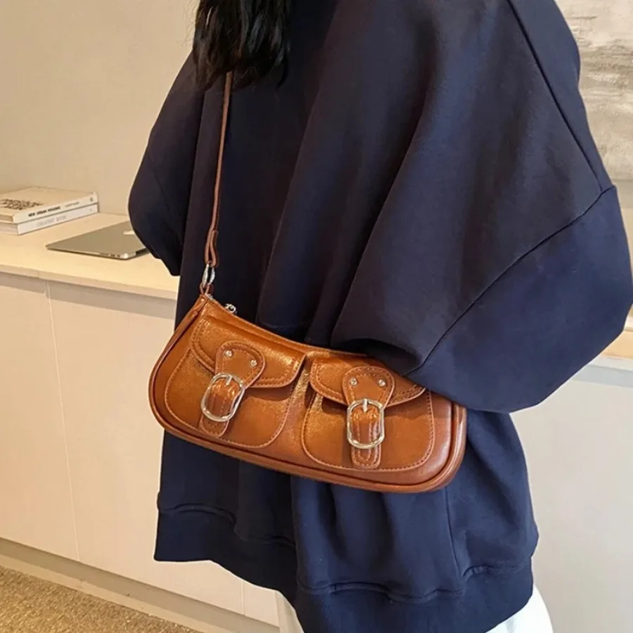 New Korean version of the fashion underarm crossbody shoulder women's bags retro style versatile generous casual simple handbag
New Korean version of the fashion underarm crossbody shoulder women's bags retro style versatile generous casual simple handbag