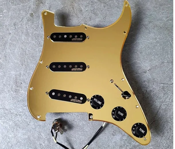 Guitar Pickguard With Pickups SSS 60s Style single coils Alnico 5 Pickups Golden mirror Pickguard
Guitar Pickguard With Pickups SSS 60s Style single coils Alnico 5 Pickups Golden mirror Pickguard