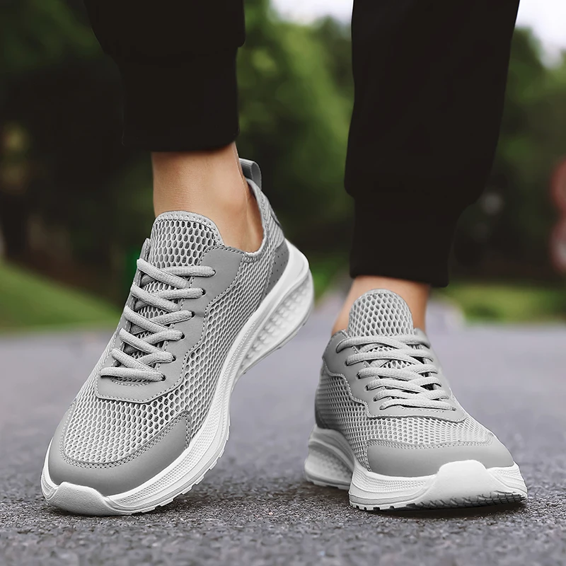 Летние широкие туфли, мужские босиком, широкий носок, мягкая подошва, уличные беговые кроссовки на шнуровке, повседневные кроссовки, дышащие кроссовки для бега, теннисные джинсы
Летние широкие туфли, мужские босиком, широкий носок, мягкая подошва, уличные беговые кроссовки на шнуровке, повседневные кроссовки, дышащие кроссовки для бега, теннисные джинсы