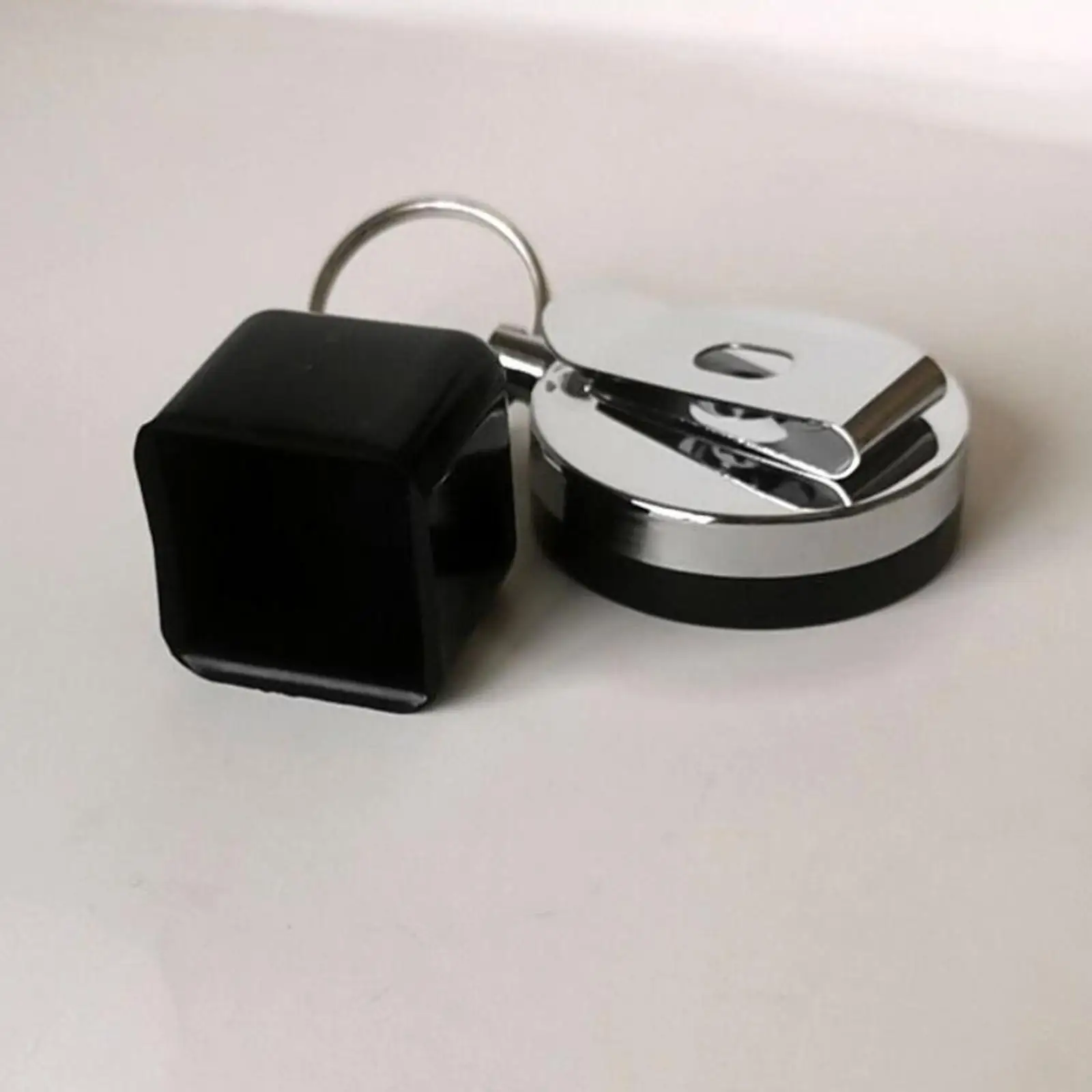 Pool Cue Chalk Holder Retractable Drawing Belt Clip Chalk Case Box
Pool Cue Chalk Holder Retractable Drawing Belt Clip Chalk Case Box