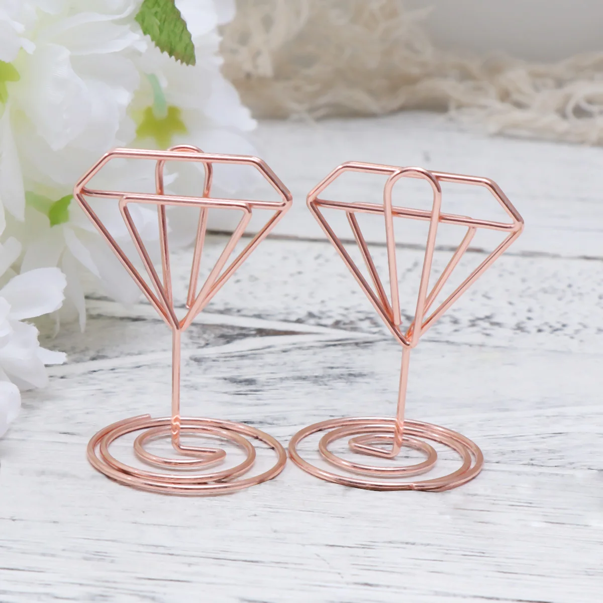 12pcs Metal Business Card Holder Diamond Shape Memo Stand Note Clip Photo Folder Wedding Seat Tabletop Organizer Desk Accessory
12pcs Metal Business Card Holder Diamond Shape Memo Stand Note Clip Photo Folder Wedding Seat Tabletop Organizer Desk Accessory