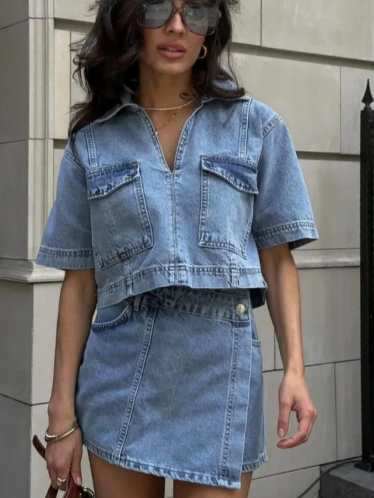 Faionable Denim Set ort Sve V-Ne Top High Waist Skirt Pants Women Summer Workwear Asymmetric Sle for Young Women
Faionable Denim Set ort Sve V-Ne Top High Waist Skirt Pants Women Summer Workwear Asymmetric Sle for Young Women