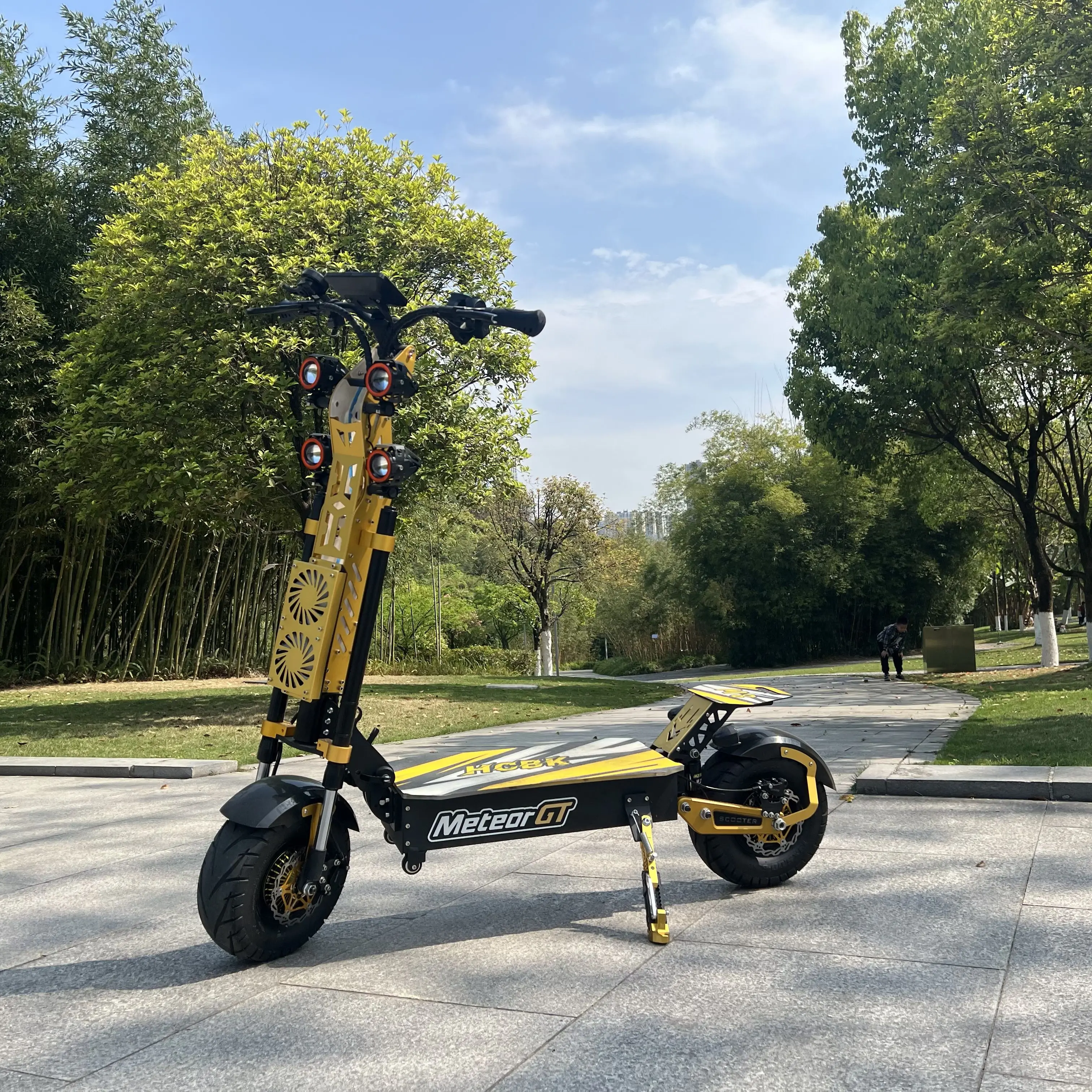 STLF High Quality in Stock 72V10000W 13 Inch High Power Adult Foldable Electric Scooter High Speed 100km/H Electric Scooter
STLF High Quality in Stock 72V10000W 13 Inch High Power Adult Foldable Electric Scooter High Speed 100km/H Electric Scooter