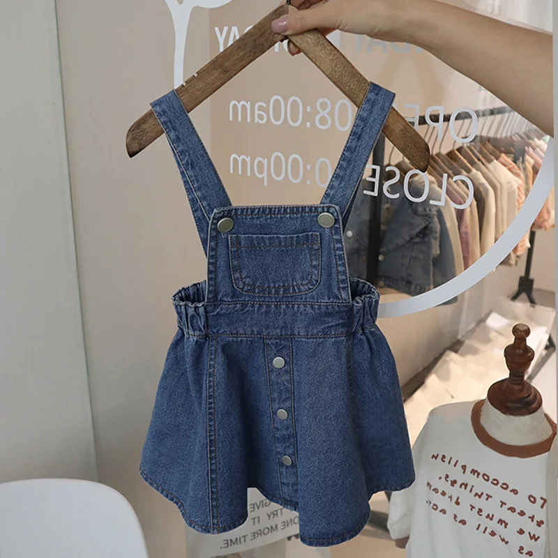 Denim Suspender Skirt Summer New Korean Solid Color Simple Fashion Cute Versatile Casual Denim Suspender Skirt
Denim Suspender Skirt Summer New Korean Solid Color Simple Fashion Cute Versatile Casual Denim Suspender Skirt