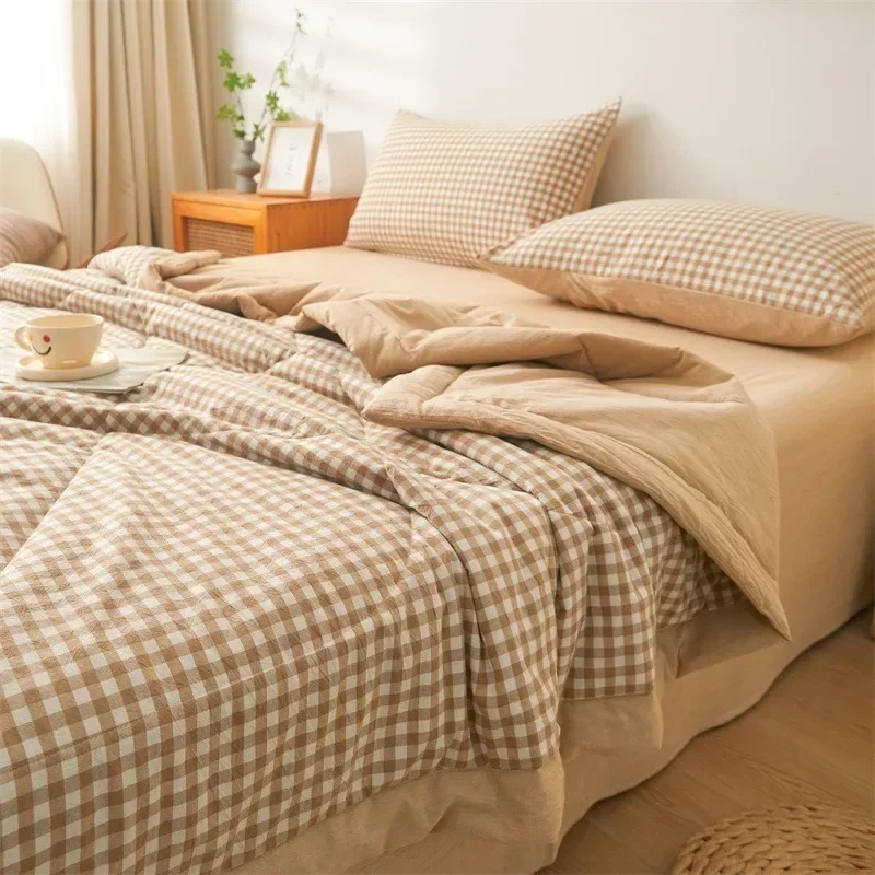 Washedcotton Summer Thin Quilt Air-conditioning Four-season Quilt/Duvet/Blanket Soft Washable Breathable Bedcover forHome Office
Washedcotton Summer Thin Quilt Air-conditioning Four-season Quilt/Duvet/Blanket Soft Washable Breathable Bedcover forHome Office