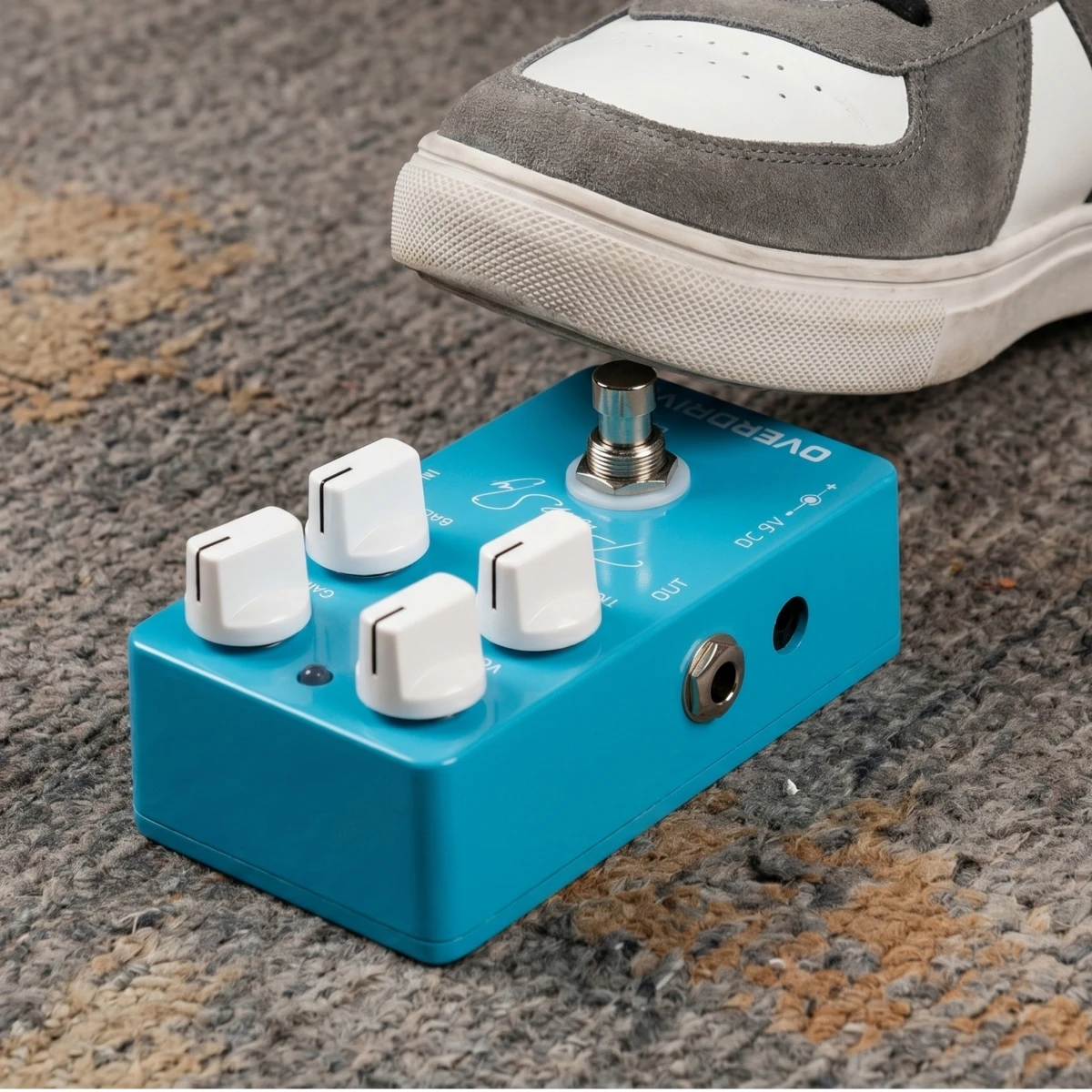 Гитарная педаль CALINE CP-12 Pure and Clean Overdrive Pure Sky OD True Bypass для электрогитары, бас-гитары, для занятий, выступлений и студийной работы
Гитарная педаль CALINE CP-12 Pure and Clean Overdrive Pure Sky OD True Bypass для электрогитары, бас-гитары, для занятий, выступлений и студийной работы