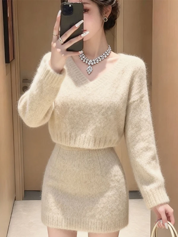 Knitted Two-Piece Set Women's V-Neck Sweater And High-Waisted Skirt Autumn Winter Fashion Ensemble Breathable Mediu...
Knitted Two-Piece Set Women's V-Neck Sweater And High-Waisted Skirt Autumn Winter Fashion Ensemble Breathable Mediu...