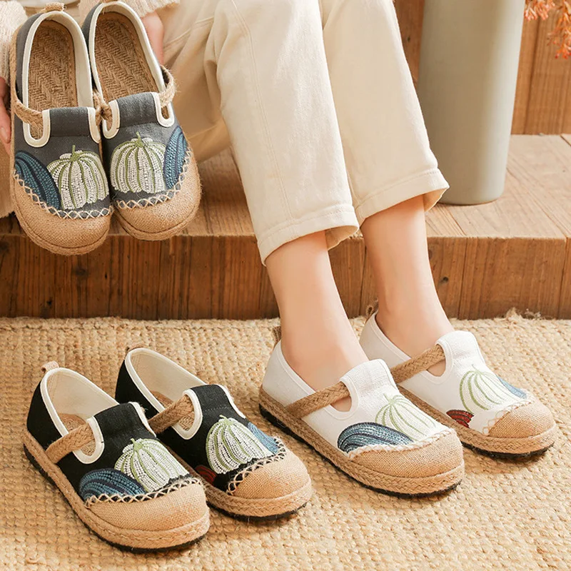 Women Casual Shoes Flat Breathable Non-slip Soft Soled Female Footwear Simple Ethnic Embroidery Cloth Shallow Lazy Woven
Women Casual Shoes Flat Breathable Non-slip Soft Soled Female Footwear Simple Ethnic Embroidery Cloth Shallow Lazy Woven