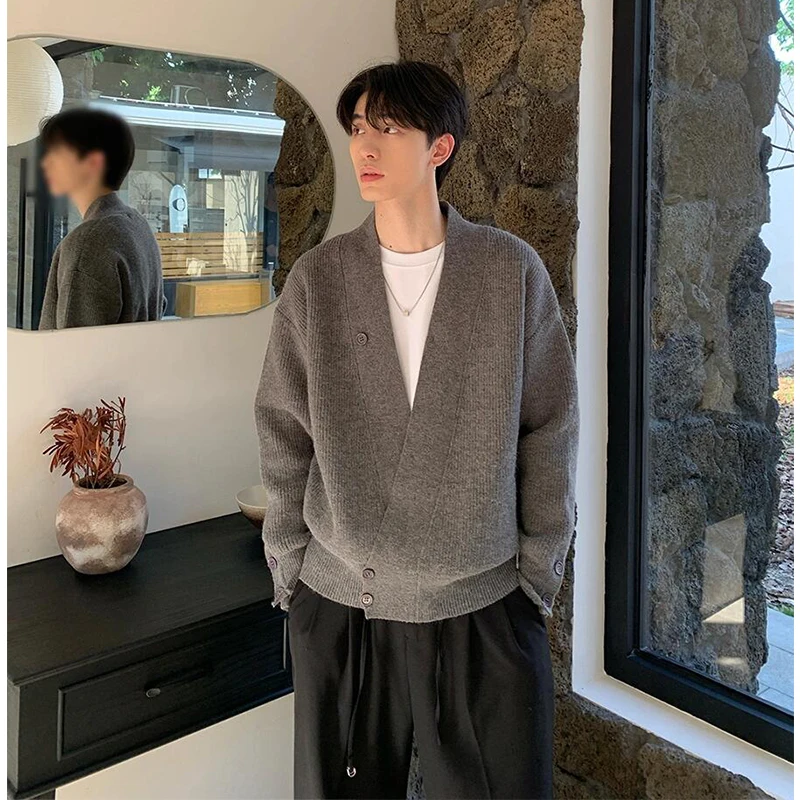 ay V-Ne Knitwear Men's Autumn Winter Sle Lazy Faion Woolen Sweater American Retro Money Knitted Coat Loose Fit Casual
ay V-Ne Knitwear Men's Autumn Winter Sle Lazy Faion Woolen Sweater American Retro Money Knitted Coat Loose Fit Casual