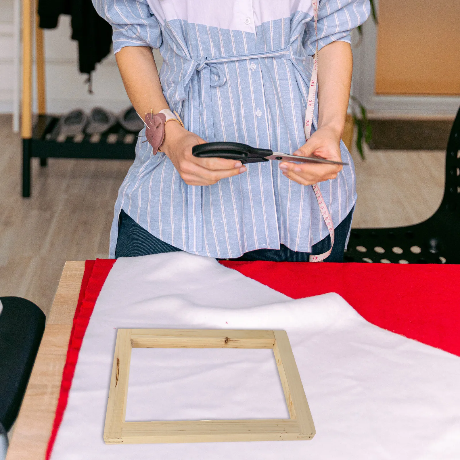 Sturdy High-Grade Wood Screen Printing Frame Ideal for DIY Crafts T-Shirts Backpacks Banners Reusable Convenient Portable Screen
Sturdy High-Grade Wood Screen Printing Frame Ideal for DIY Crafts T-Shirts Backpacks Banners Reusable Convenient Portable Screen