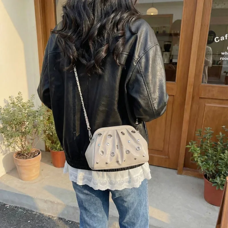 High-End Vintage Leather Diaper Bag For Women Designer Crossbody Handbag Elegant Minimalist Chic Capacity
High-End Vintage Leather Diaper Bag For Women Designer Crossbody Handbag Elegant Minimalist Chic Capacity