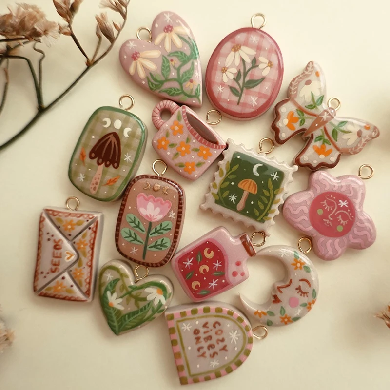 14pcs Mix Color DIY Copper Love Butterfly Oil-drop Moon Shaped Pendant for Jewelry Making DIY Necklace Bracelet Accessories
14pcs Mix Color DIY Copper Love Butterfly Oil-drop Moon Shaped Pendant for Jewelry Making DIY Necklace Bracelet Accessories