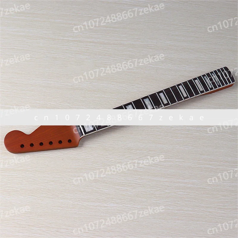 Grilled Maple Electric Guitar Neck 610 Rose Square Neck with 6 Strings 22 Frets Edged Electric Guitar Handle Guitar Accessories
Grilled Maple Electric Guitar Neck 610 Rose Square Neck with 6 Strings 22 Frets Edged Electric Guitar Handle Guitar Accessories