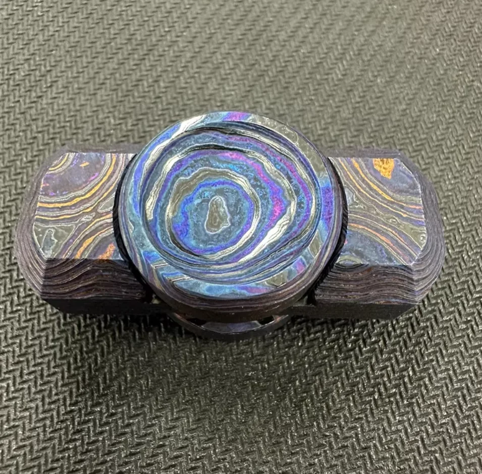 Б/у EDC NJT NEBU2.0 zircuti Гироскоп на кончиках пальцев Декомпрессионные игрушки
Б/у EDC NJT NEBU2.0 zircuti Гироскоп на кончиках пальцев Декомпрессионные игрушки