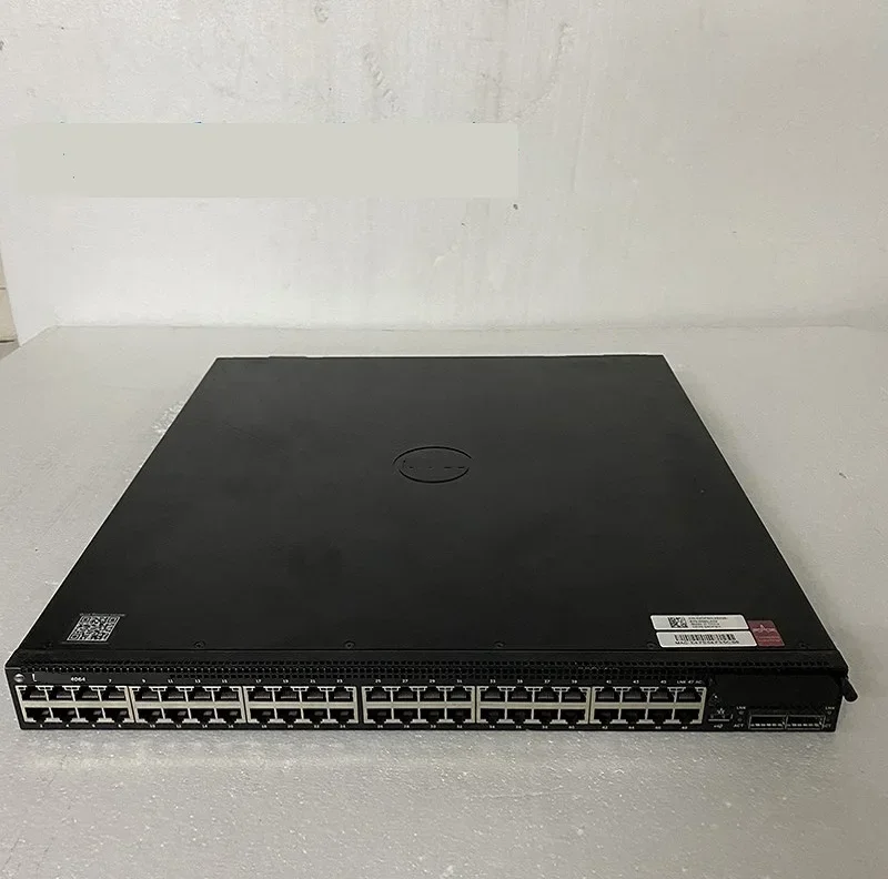 N4064 48x 10G Base-T Порт RJ45 2x QSFP+ Одиночный выключатель питания переменного тока
N4064 48x 10G Base-T Порт RJ45 2x QSFP+ Одиночный выключатель питания переменного тока
