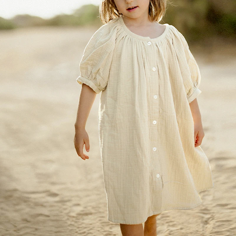 100% Cotton Muslin Short Puffed Sleeves Girls Dress New Casual Chic Double Gauze Scoop Neck Buttons Loose Summer Dresses
100% Cotton Muslin Short Puffed Sleeves Girls Dress New Casual Chic Double Gauze Scoop Neck Buttons Loose Summer Dresses
