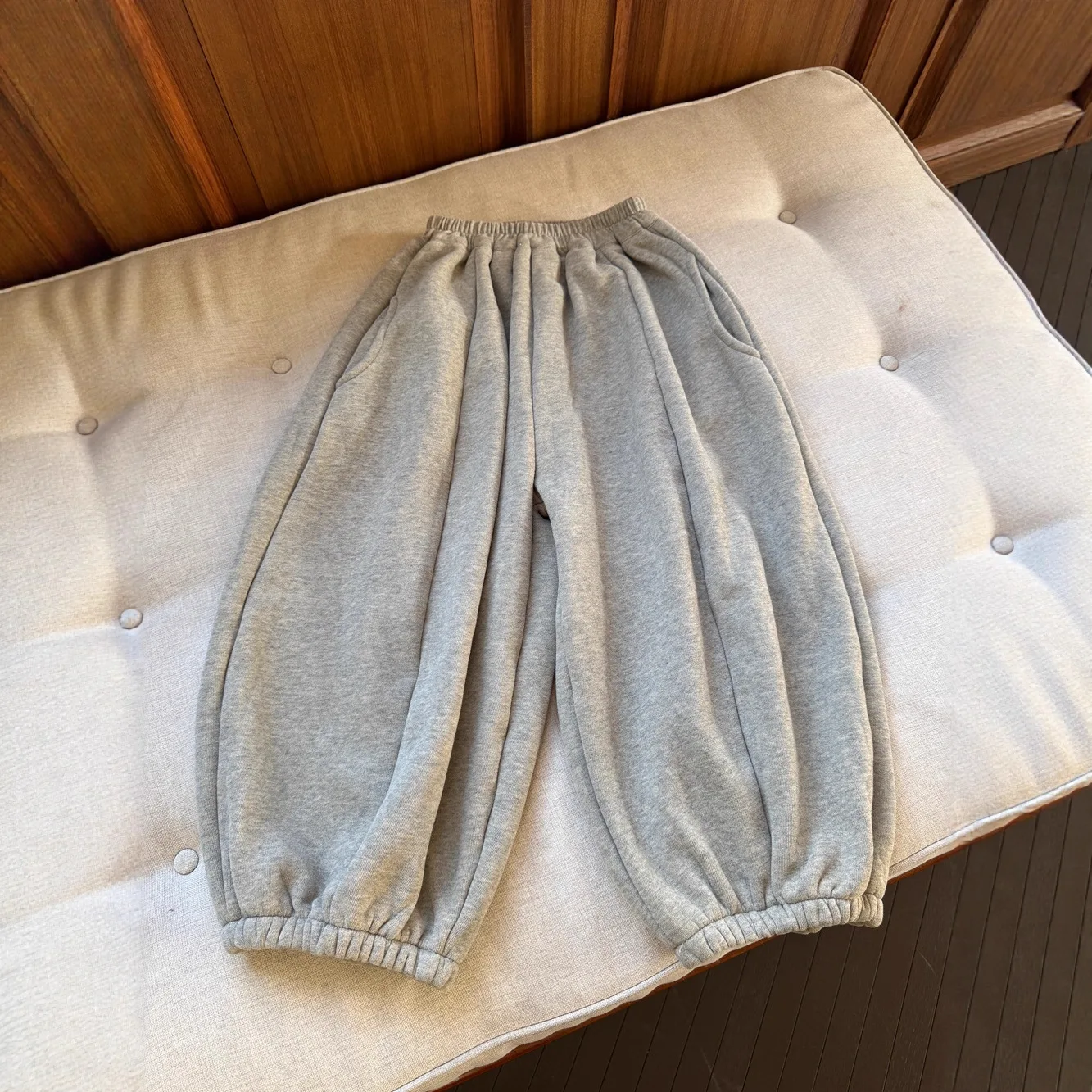 Winter Children Boys Sweatpant Cotton Plus Velvet Toddler Kids Boys Sporty Pant Loose Elastic Integrated Infant Babys Boys Pant
Winter Children Boys Sweatpant Cotton Plus Velvet Toddler Kids Boys Sporty Pant Loose Elastic Integrated Infant Babys Boys Pant