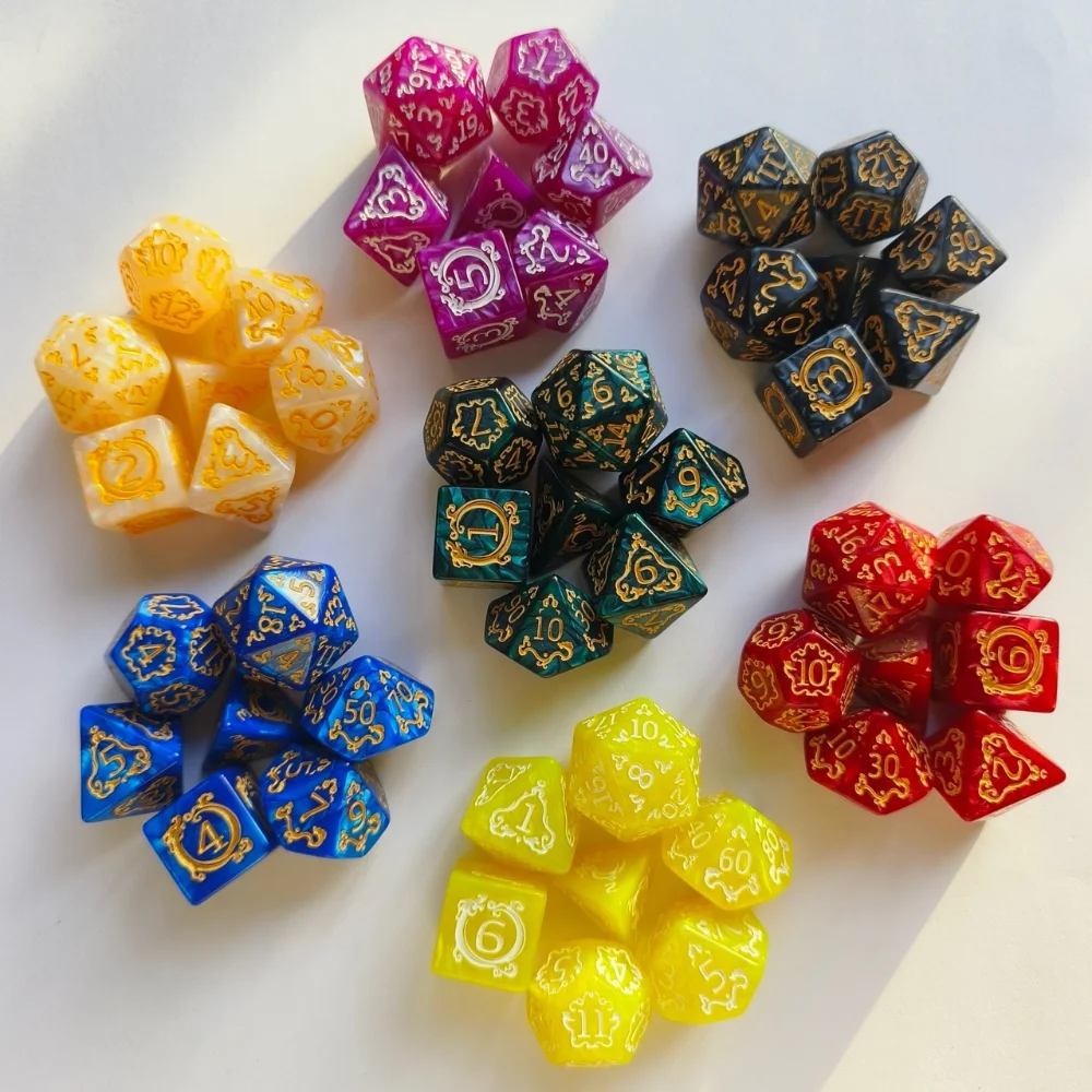 7 шт., набор цифровых кубиков с выдолбленным узором для TRPG RPG COC Cthulhu D20 D12 D10 D8 D6 D4, набор настольных игр и кубиков
7 шт., набор цифровых кубиков с выдолбленным узором для TRPG RPG COC Cthulhu D20 D12 D10 D8 D6 D4, набор настольных игр и кубиков
