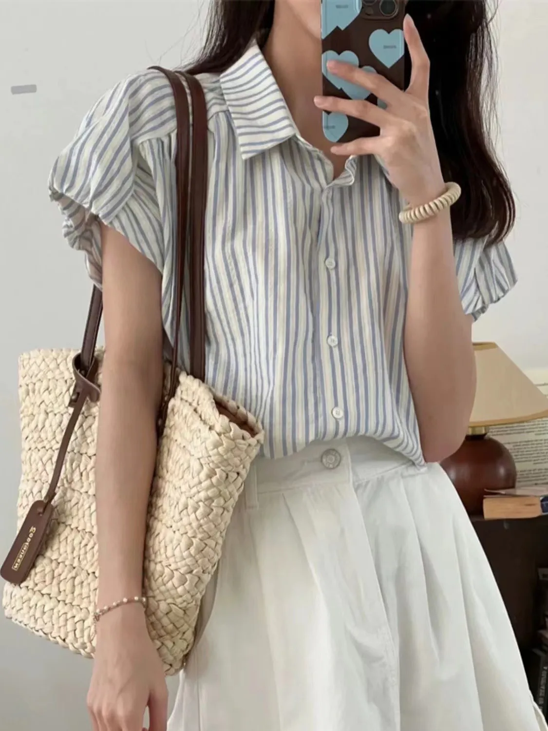 Hong Kong Sle Striped ort Sve irt Women's Spring Summer New Ele Lady's irt Design Sensation Top
Hong Kong Sle Striped ort Sve irt Women's Spring Summer New Ele Lady's irt Design Sensation Top
