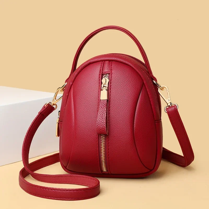 Female Leisure Shoulder Bag Crossbody Korean Version Oval Multi-compartment Mother's Mobile Phone Designer Bag
Female Leisure Shoulder Bag Crossbody Korean Version Oval Multi-compartment Mother's Mobile Phone Designer Bag