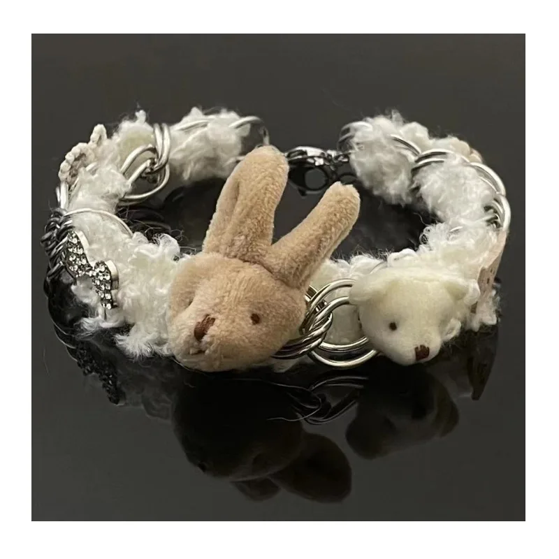 Sweet and Cute Fabric Rabbit Bear Necklace Women's Fashion Girl Cute Neck Chain Versatile Design Sense Collarbone Chain Tide
Sweet and Cute Fabric Rabbit Bear Necklace Women's Fashion Girl Cute Neck Chain Versatile Design Sense Collarbone Chain Tide