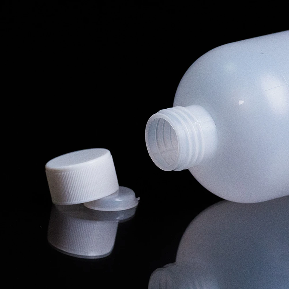 Narrow Mouth Reagent Bottle Acid Alkali Resistant Leakproof Plastic White Round Liquid Storage Shampoo Conditioner Disinfection
Narrow Mouth Reagent Bottle Acid Alkali Resistant Leakproof Plastic White Round Liquid Storage Shampoo Conditioner Disinfection
