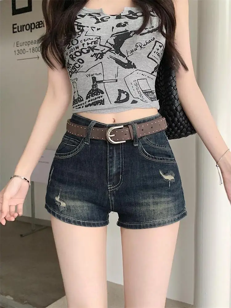 Low Waist American Style Hot Girl Jeans Women Summer New Hole Retro Versatile A-Line Wraparound Shorts Commute Style Washed
Low Waist American Style Hot Girl Jeans Women Summer New Hole Retro Versatile A-Line Wraparound Shorts Commute Style Washed
