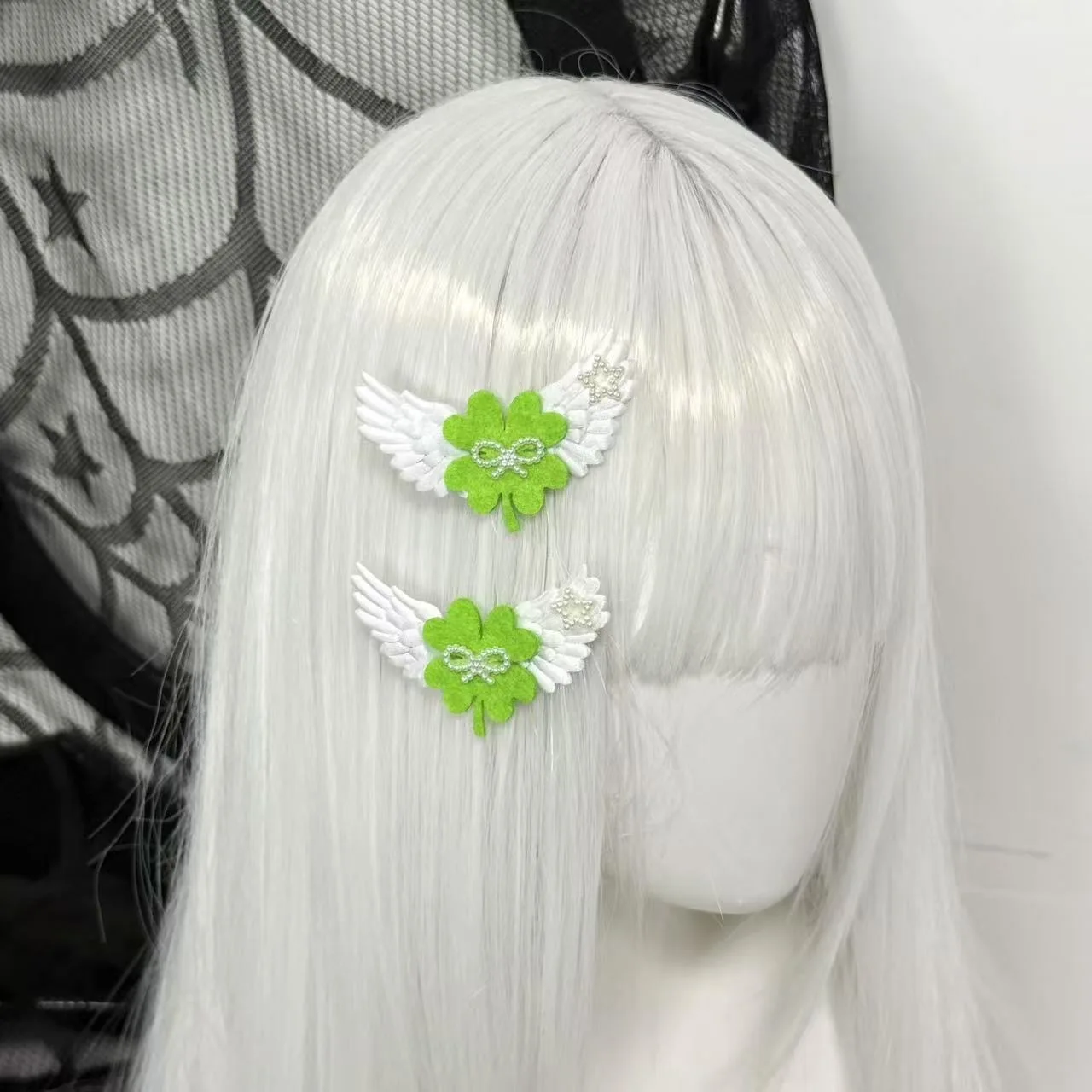 Green Color Four-leaf Clover White Angel Wing Hair Clip Lolita Spicy Girls Y2k Hair Accessories
Green Color Four-leaf Clover White Angel Wing Hair Clip Lolita Spicy Girls Y2k Hair Accessories