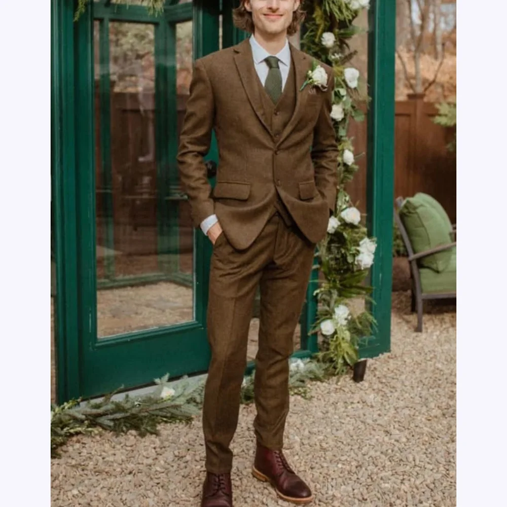 Шикарные коричневые мужские костюмы, однобортные мужские комплекты с плоской передней частью, облегающий наряд с лацканами, комплект из трех предметов, деловой деловой блейзер
Шикарные коричневые мужские костюмы, однобортные мужские комплекты с плоской передней частью, облегающий наряд с лацканами, комплект из трех предметов, деловой деловой блейзер