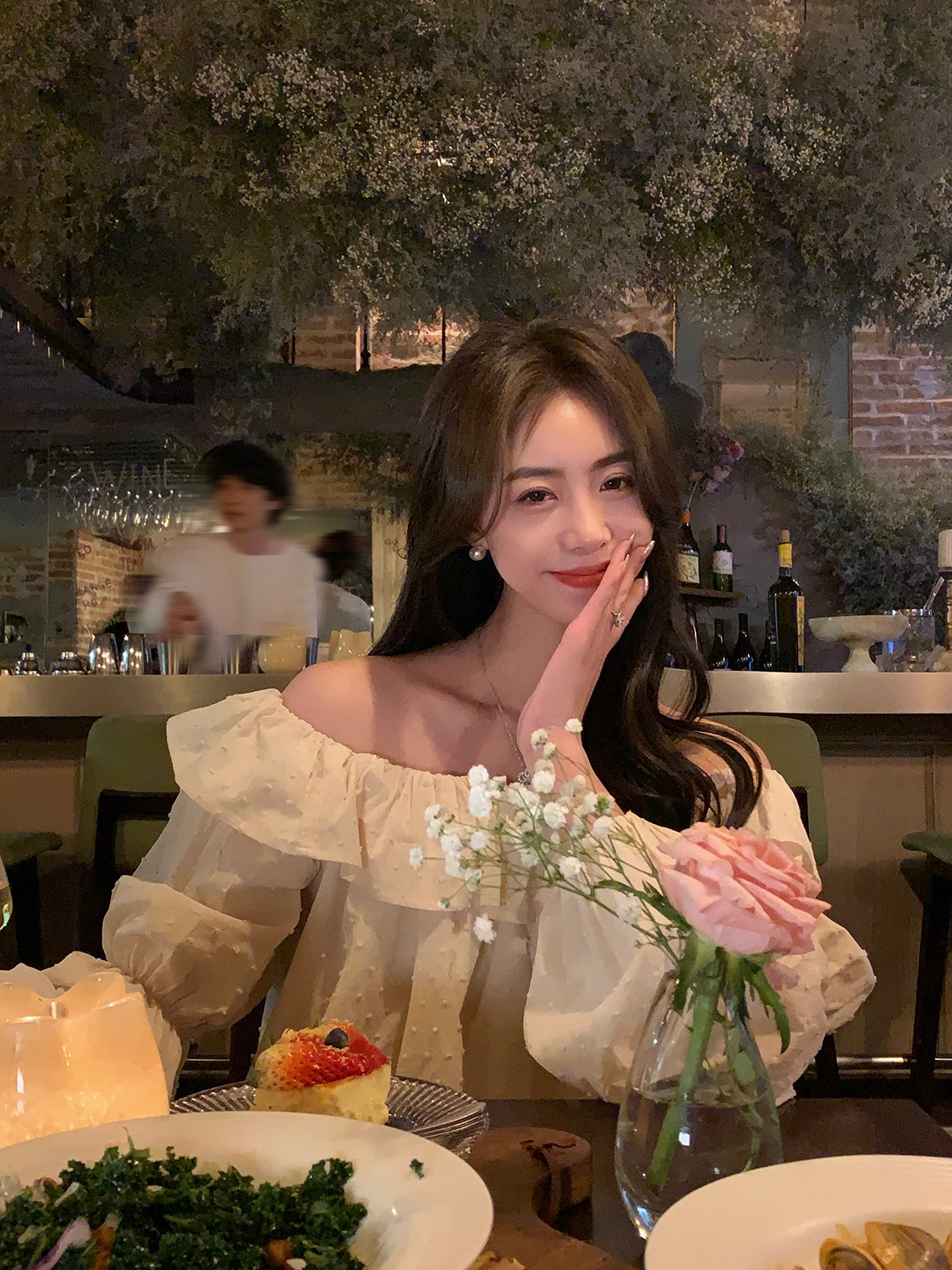 oulder Bared Two-Way Wear Floral Embroidery Polka Dot Top Women's New Sle Korean Version Slim Fit Long Sve Breathable
oulder Bared Two-Way Wear Floral Embroidery Polka Dot Top Women's New Sle Korean Version Slim Fit Long Sve Breathable