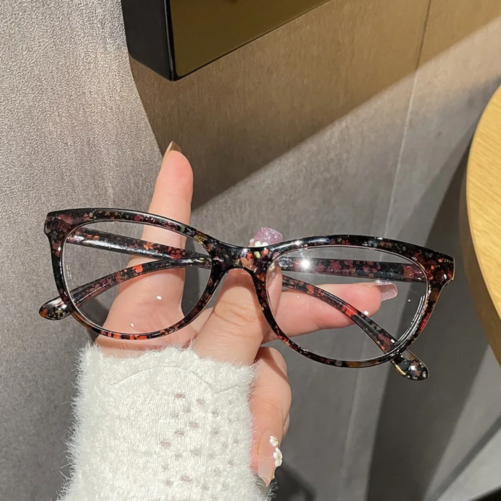 Colorful Floral Print Presbyopia Glasses Flower Anti Blue-ray Farsightedness Reading Glasses Lightweight Vision Care
Colorful Floral Print Presbyopia Glasses Flower Anti Blue-ray Farsightedness Reading Glasses Lightweight Vision Care