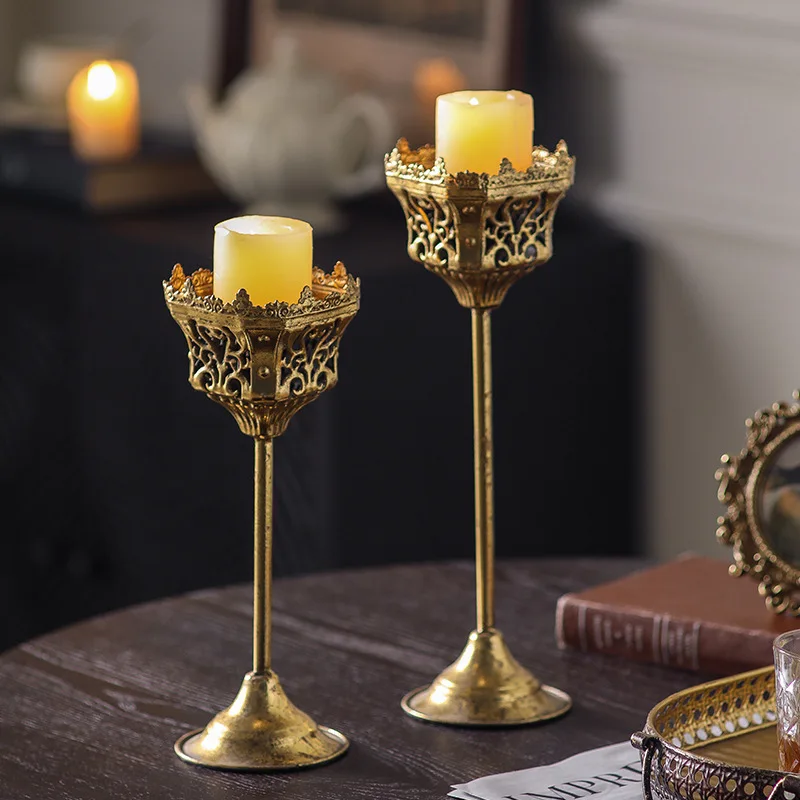 European Classical Tabletop Decoration Candle Holder Western restaurant atmosphere candle holder Baroque style vintage gold orna
European Classical Tabletop Decoration Candle Holder Western restaurant atmosphere candle holder Baroque style vintage gold orna