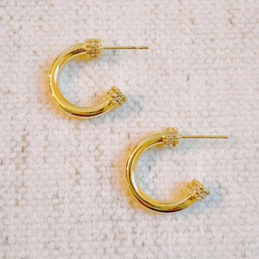 Simply Aiden Hoop Earrings Women Gold Silver Color Hoop Earrings Fashion Statement Jewelry Girls Teenagers With Lightweight Des
Simply Aiden Hoop Earrings Women Gold Silver Color Hoop Earrings Fashion Statement Jewelry Girls Teenagers With Lightweight Des