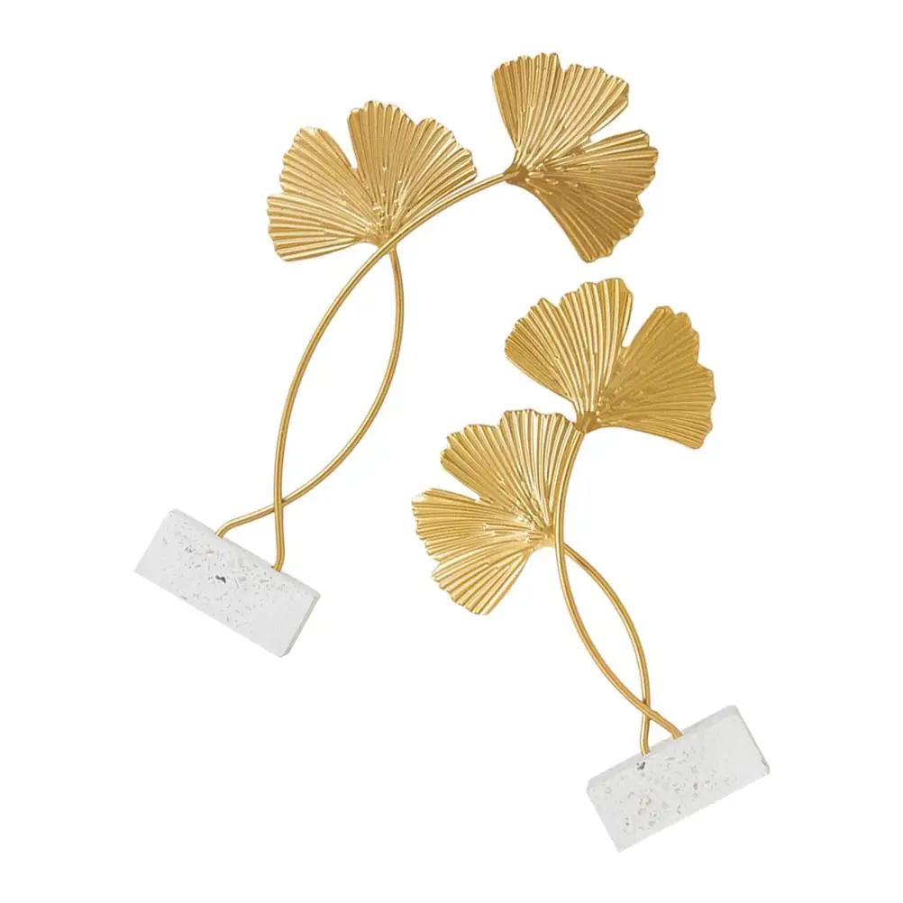 2 PCS Wrought Iron Ginkgo Ornaments Gingko Decors Photo Props Decorations Gingkp Shop Window Golden Crafts Creative Desktop
2 PCS Wrought Iron Ginkgo Ornaments Gingko Decors Photo Props Decorations Gingkp Shop Window Golden Crafts Creative Desktop