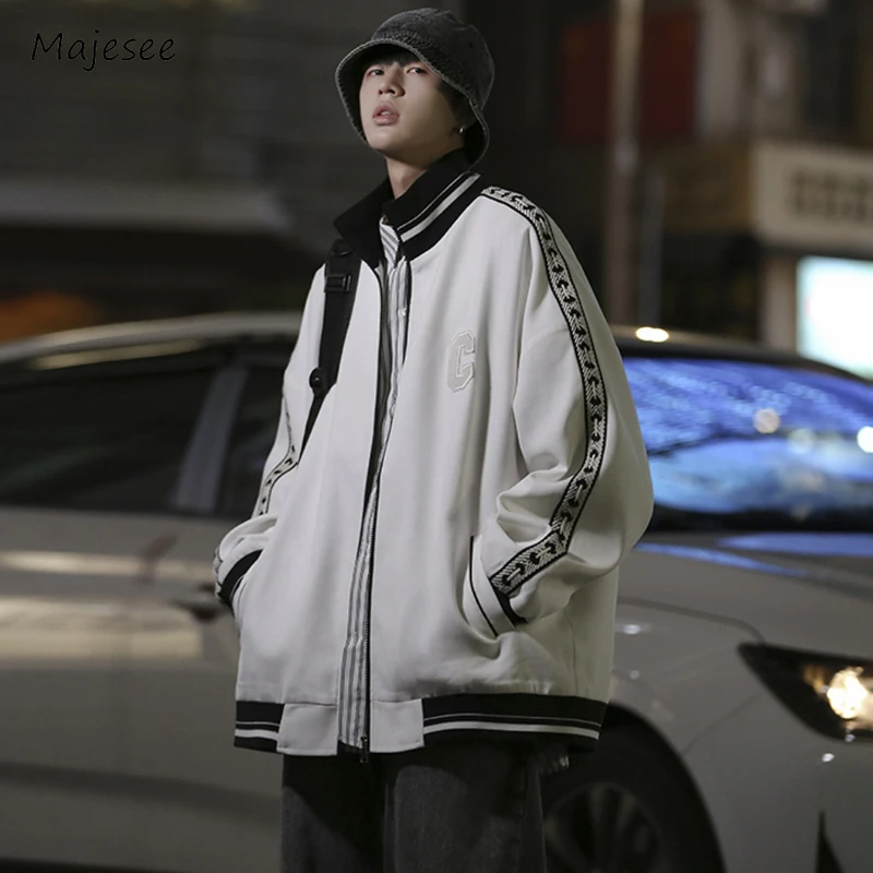 Bomber Jackets Men Autumn Print Contrast Color Chic All-match American Style Long Sleeve High Street Harajuku Males Overcoats
Bomber Jackets Men Autumn Print Contrast Color Chic All-match American Style Long Sleeve High Street Harajuku Males Overcoats