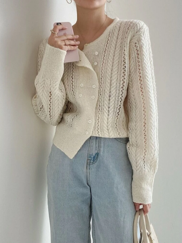 Korobov Winter Korean Chic Sweet All Match Hollow Out O Neck Double Breasted Long Sleeve Solid Loose Knitted Cardigan
Korobov Winter Korean Chic Sweet All Match Hollow Out O Neck Double Breasted Long Sleeve Solid Loose Knitted Cardigan