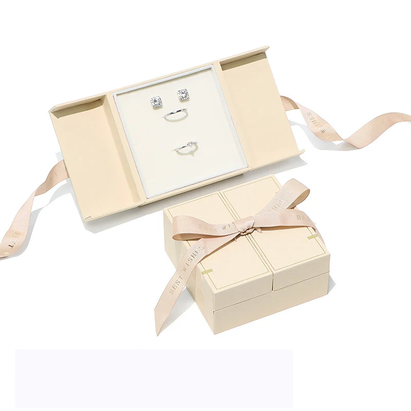 5 PCS Jewelry Boxes 10 * 10 * 4.7CM Cardboard Jewelry Gift Boxes Necklaces,Rings,Bracelets, Earrings Display Boxes Small Busin
5 PCS Jewelry Boxes 10 * 10 * 4.7CM Cardboard Jewelry Gift Boxes Necklaces,Rings,Bracelets, Earrings Display Boxes Small Busin