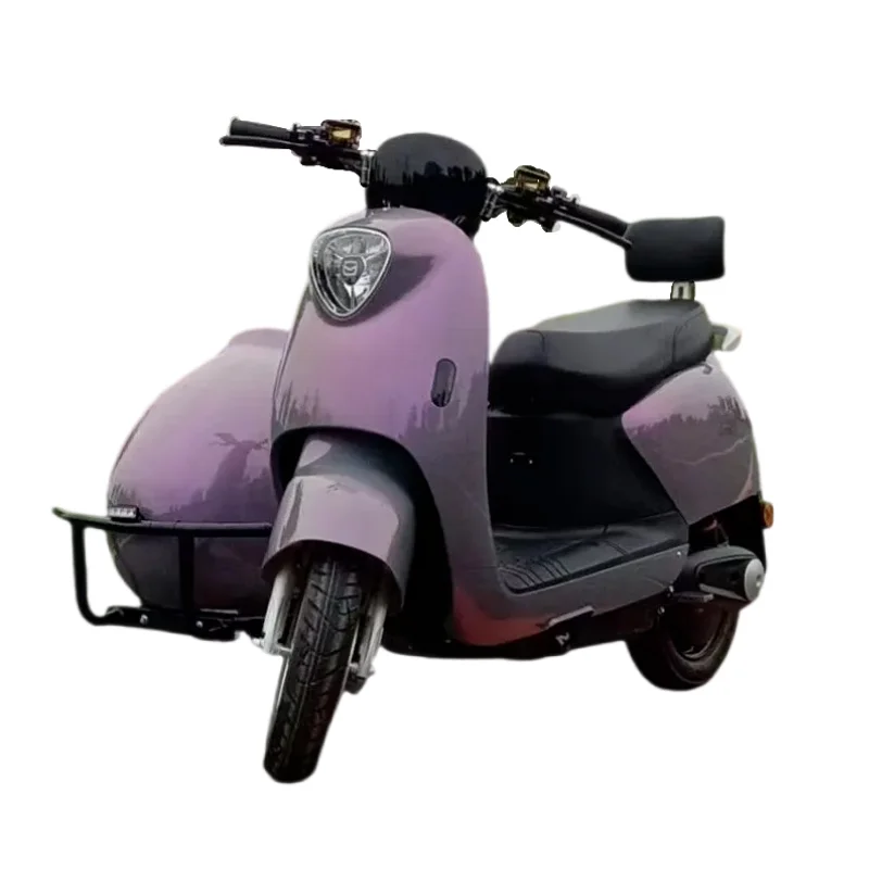 Электроскутер-трицикл с 3 колесами, двигателем 72В 1200 Вт, плавным ходом, боковой защитной перегородкой, для молодежи, студентов и всей семьи.
Электроскутер-трицикл с 3 колесами, двигателем 72В 1200 Вт, плавным ходом, боковой защитной перегородкой, для молодежи, студентов и всей семьи.