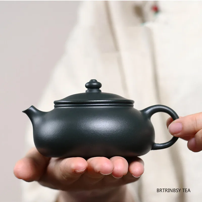120ml Traditional Yixing Purple Clay Teapot Handmade Beauty Zisha Kettle Chinese Household Tea Pot Tea Set Accessories Teaware
120ml Traditional Yixing Purple Clay Teapot Handmade Beauty Zisha Kettle Chinese Household Tea Pot Tea Set Accessories Teaware