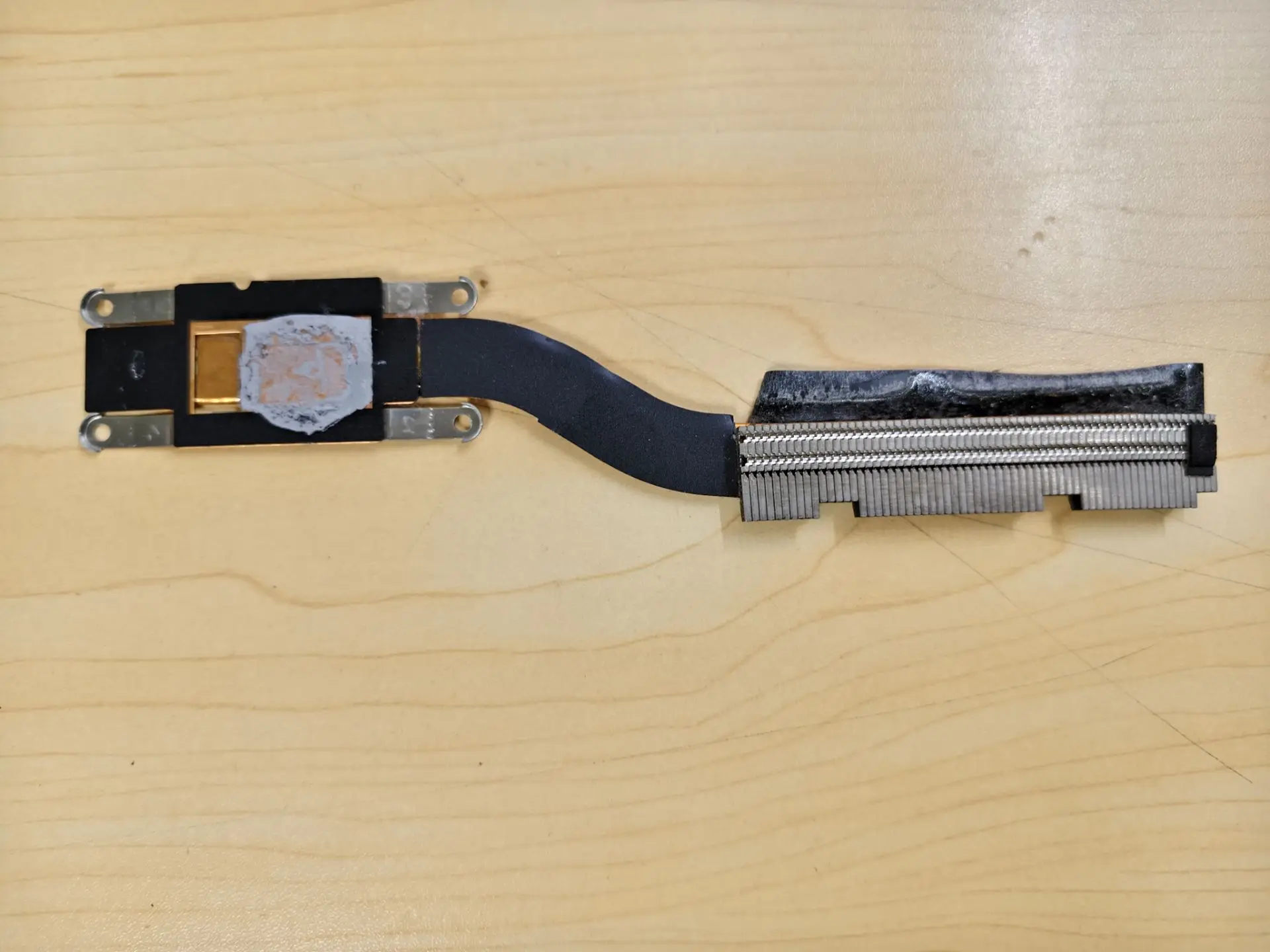 Used Laptop Heatsink Cooling Fan Cpu Cooler for Acer Chromebook Spin 13 CP713-1WN N18Q2 Laptop
Used Laptop Heatsink Cooling Fan Cpu Cooler for Acer Chromebook Spin 13 CP713-1WN N18Q2 Laptop