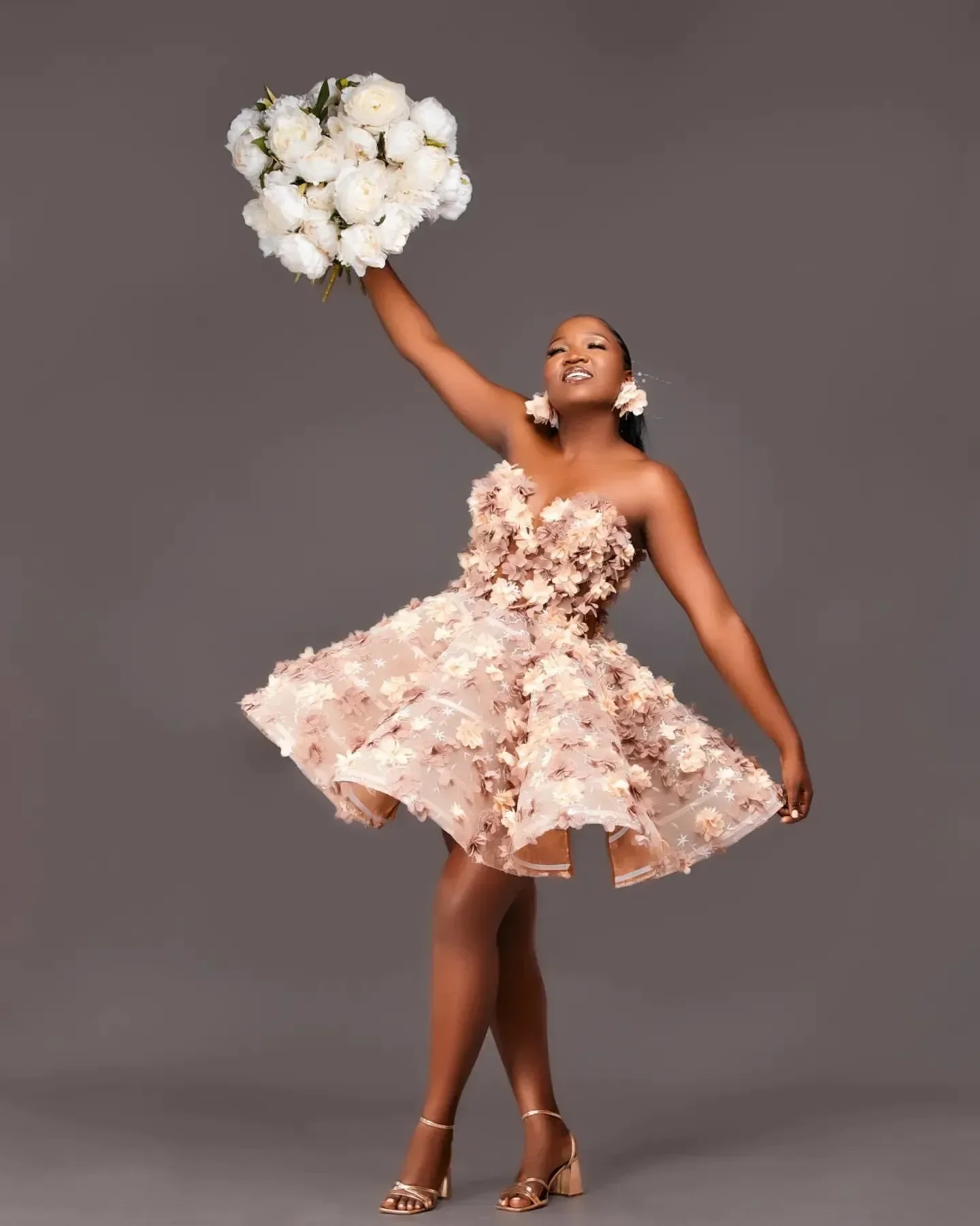 Birthday Illusion Homecoming Dresses Fulllace Prom Evening Florals Ball Gown Short Mini Party Graduation Cocktail Birthday Holi
Birthday Illusion Homecoming Dresses Fulllace Prom Evening Florals Ball Gown Short Mini Party Graduation Cocktail Birthday Holi