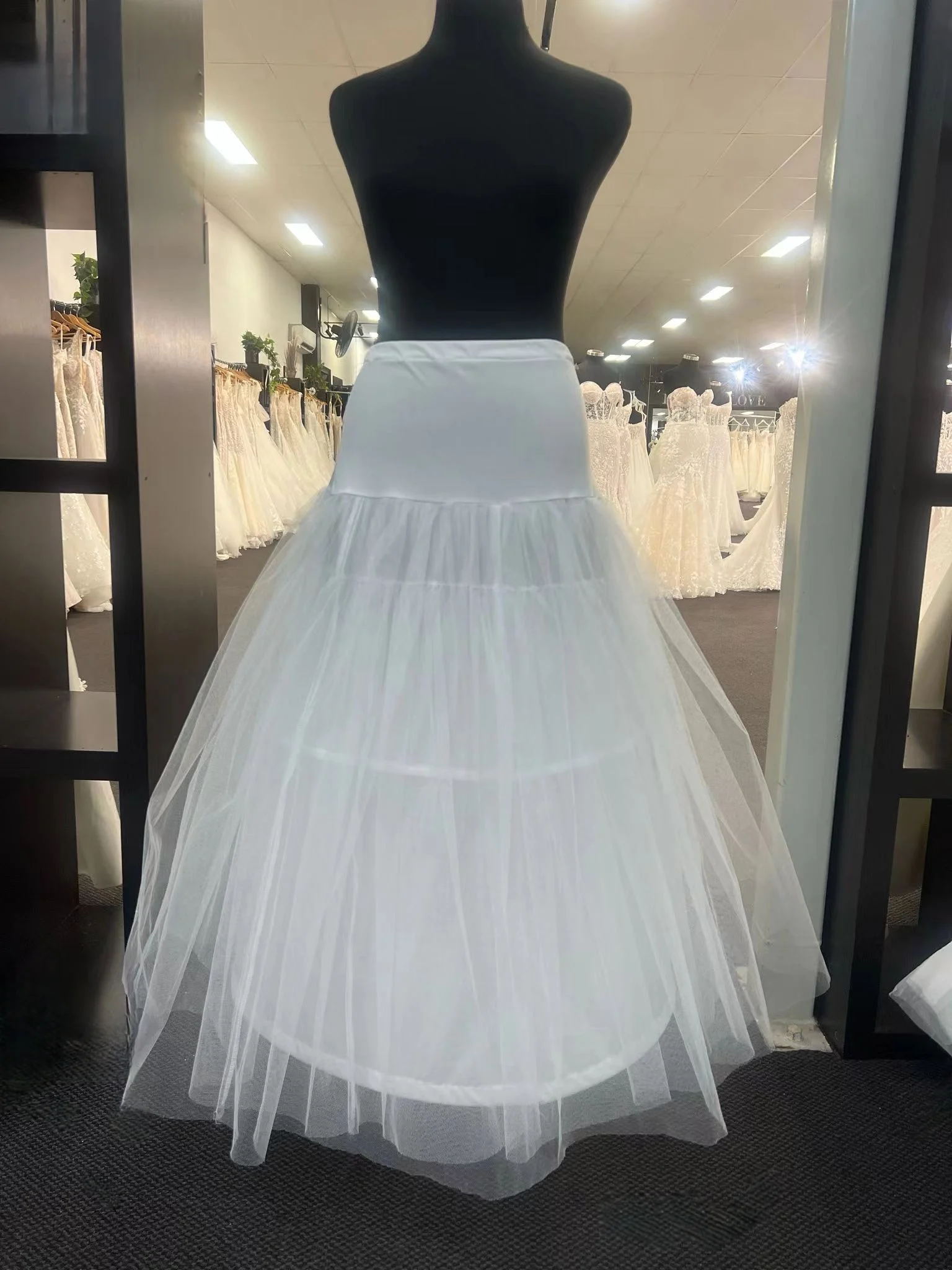 2-LAYER PETTICOAT High Quality Petticoats for Wedding Dress New Skirt Wedding Accessories
2-LAYER PETTICOAT High Quality Petticoats for Wedding Dress New Skirt Wedding Accessories