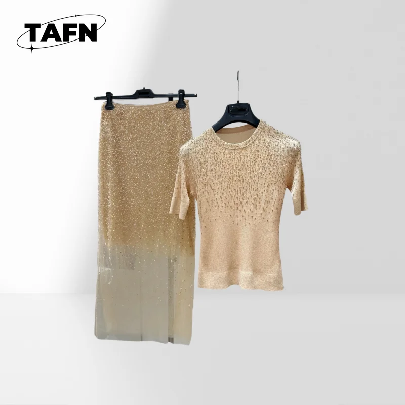 Comfortable Two-Piece Women's Skirt Set for Relaxed Summer Days Summer Skirt and Top Perfect for Beach Days or Outings AJ1515
Comfortable Two-Piece Women's Skirt Set for Relaxed Summer Days Summer Skirt and Top Perfect for Beach Days or Outings AJ1515