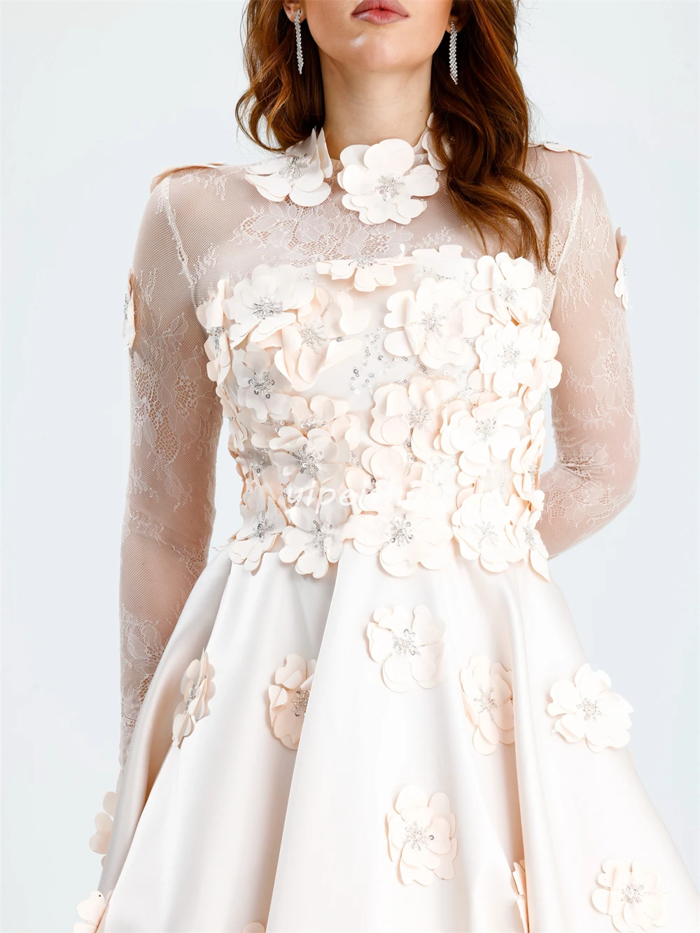 Customized Exquisite Women Charmeuse Handmade Flower Beading A-Line Evening Dresses Formal High Collar Long Sleeves Prom Dresses
Customized Exquisite Women Charmeuse Handmade Flower Beading A-Line Evening Dresses Formal High Collar Long Sleeves Prom Dresses