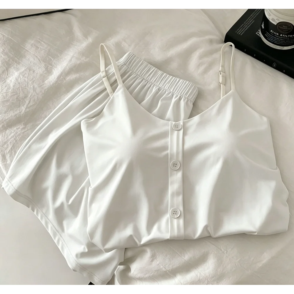 Summer New Ice Silk Adjustable Home Clothes 2-piece Set with Chest Cushion Button Ice Leather Strap Shorts and Pajamas
Summer New Ice Silk Adjustable Home Clothes 2-piece Set with Chest Cushion Button Ice Leather Strap Shorts and Pajamas