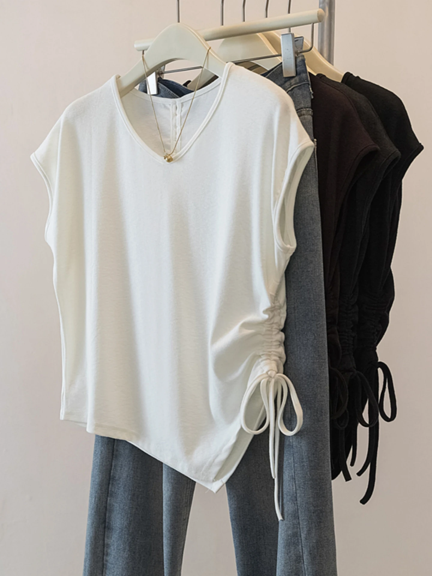 Slimming Short Sleeve V-Neck T-Shirt Women's Summer New Style plus Size Drawstring Asymmetrical Base Shirt Commute Casual Wear
Slimming Short Sleeve V-Neck T-Shirt Women's Summer New Style plus Size Drawstring Asymmetrical Base Shirt Commute Casual Wear