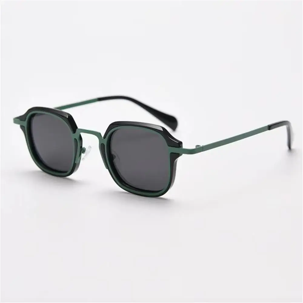 Retro Hip-Hop Metal Sunglasses Cool UV Protection Punk Shades Polygonal Sun Glasses for Women & Men
Retro Hip-Hop Metal Sunglasses Cool UV Protection Punk Shades Polygonal Sun Glasses for Women & Men
